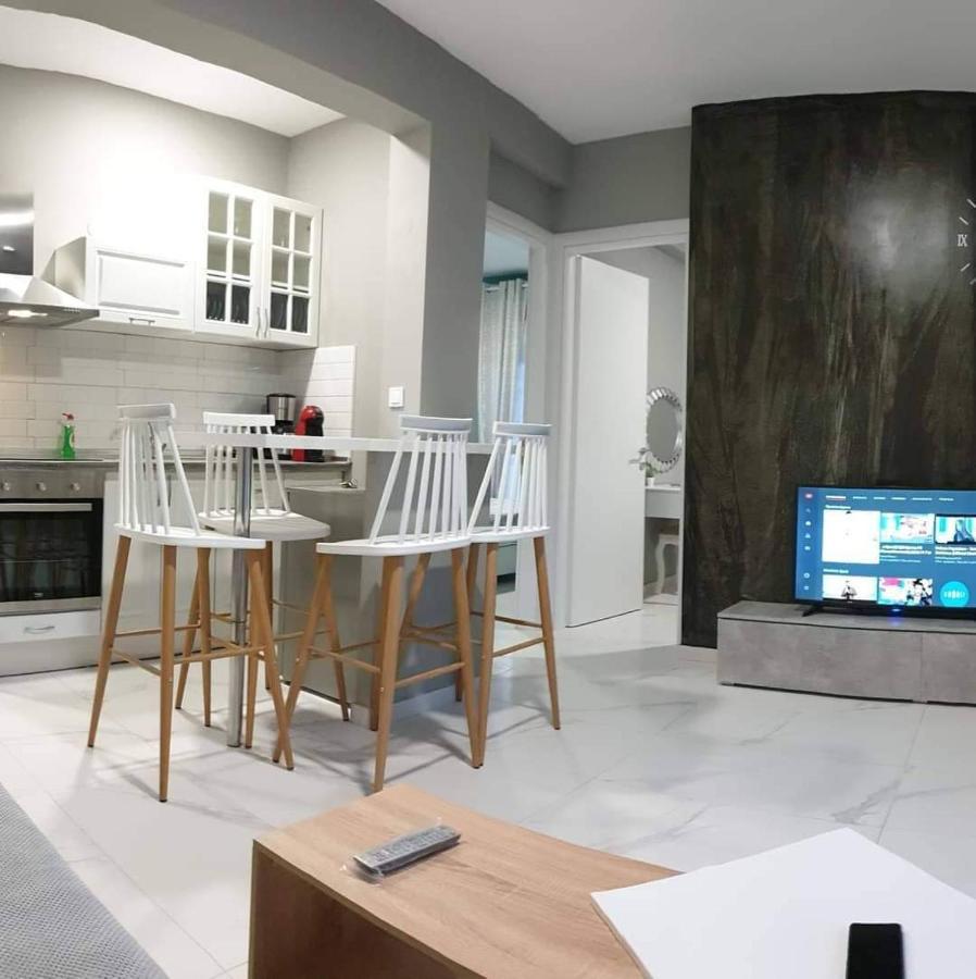 Diamond Lux Apartment PalaiónTsiflíkion Εξωτερικό φωτογραφία