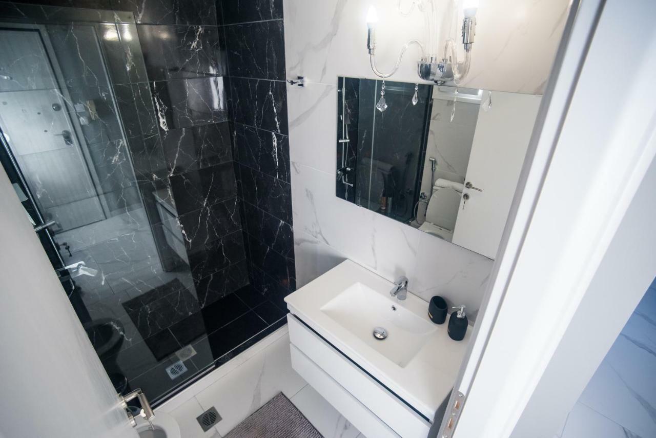 Diamond Lux Apartment PalaiónTsiflíkion Εξωτερικό φωτογραφία