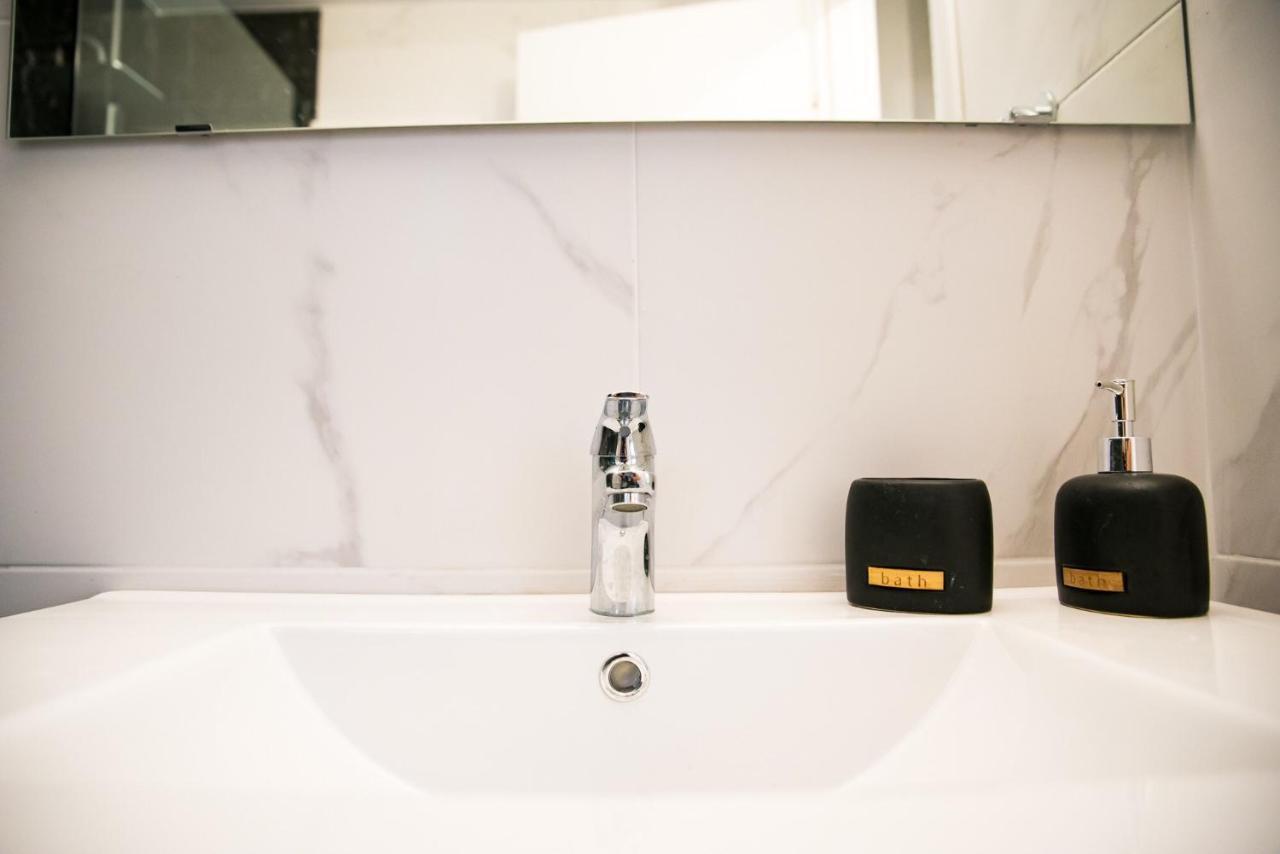 Diamond Lux Apartment PalaiónTsiflíkion Εξωτερικό φωτογραφία