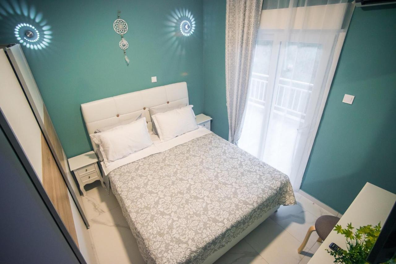 Diamond Lux Apartment PalaiónTsiflíkion Εξωτερικό φωτογραφία